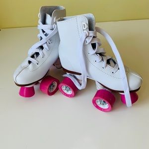 Chicago Girl’s Classic Roller Skates – White